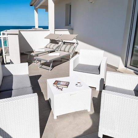 Hotel Atlantic & Spa Gabicce Mare Buitenkant foto