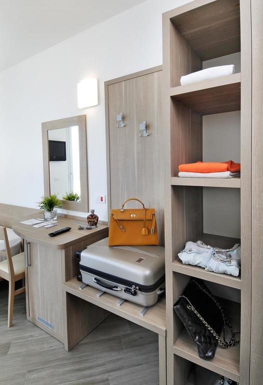 Hotel Atlantic & Spa Gabicce Mare Kamer foto