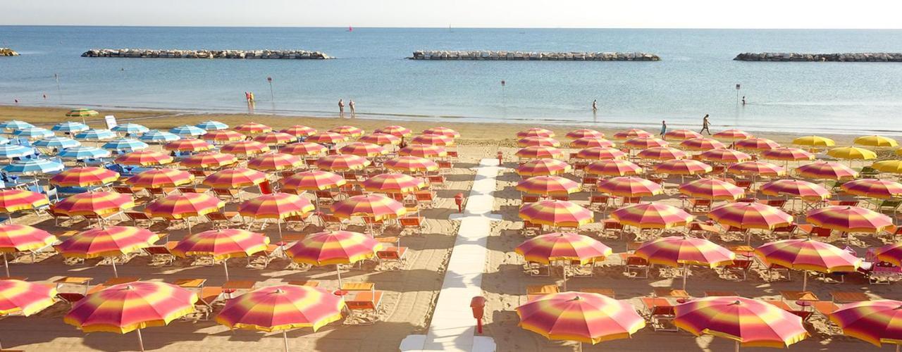 Hotel Atlantic & Spa Gabicce Mare Buitenkant foto