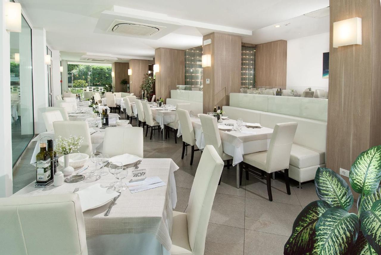 Hotel Atlantic & Spa Gabicce Mare Buitenkant foto